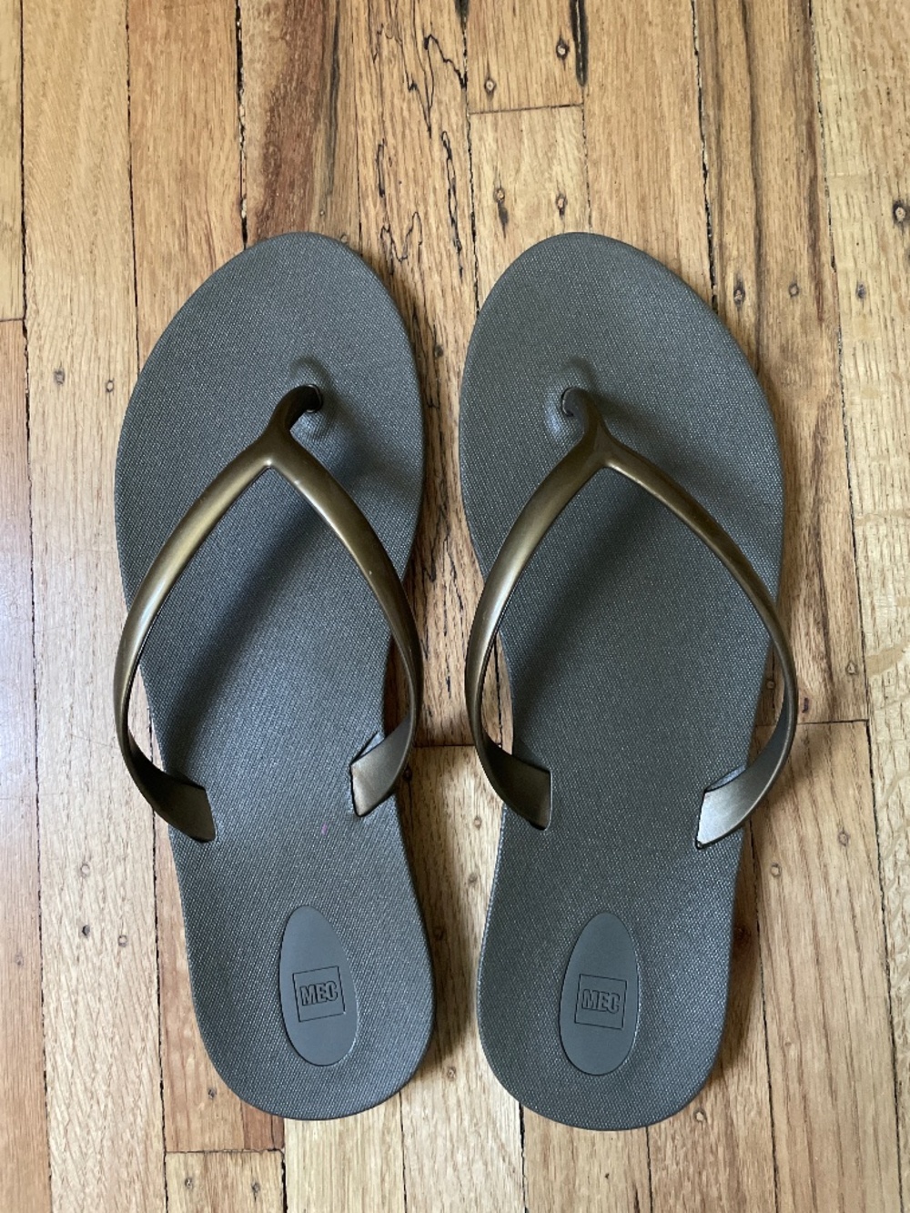 Flip flops